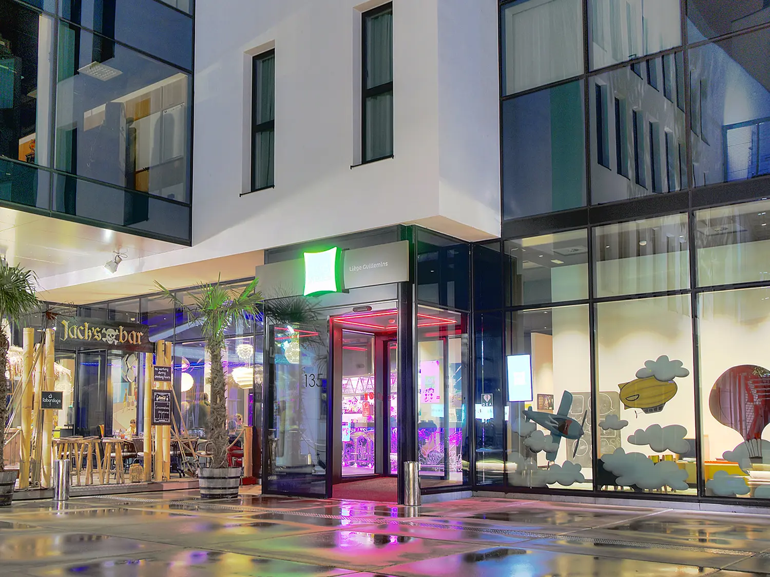 TVR Tour Hotels